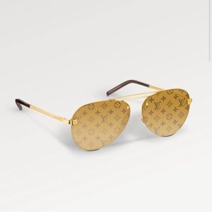 Louis Vuitton Clockwise Sunglasses.
